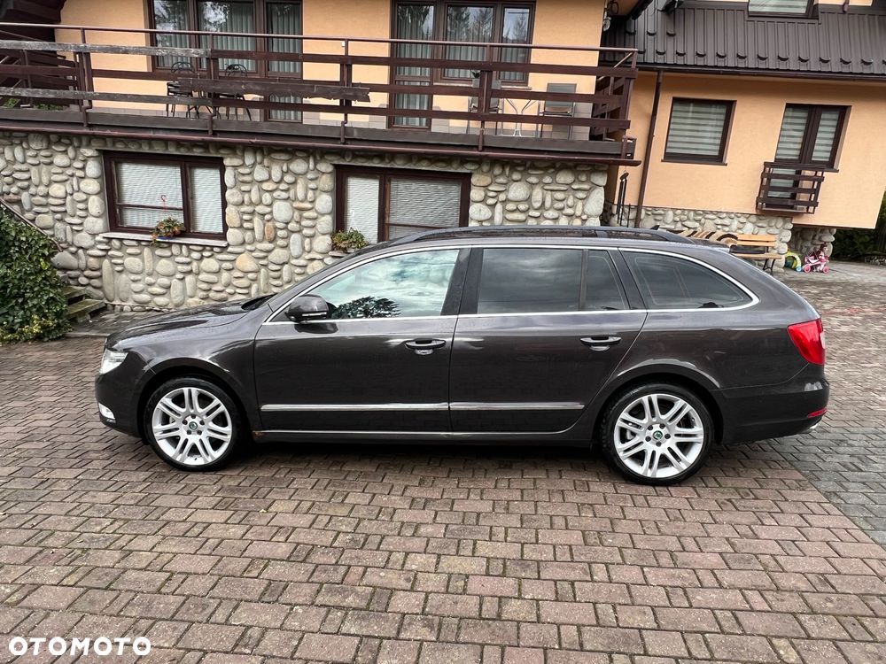 Skoda Superb 2.0 TDI Ambition DSG - 7