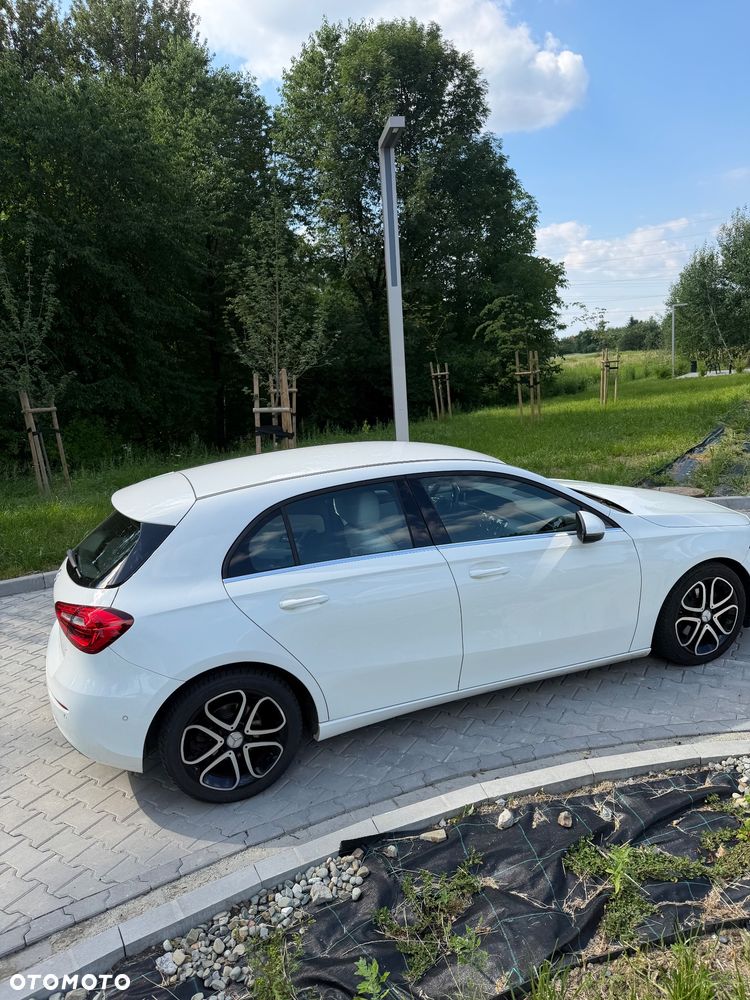 Mercedes-Benz Klasa A 160 Edition 1 - 3