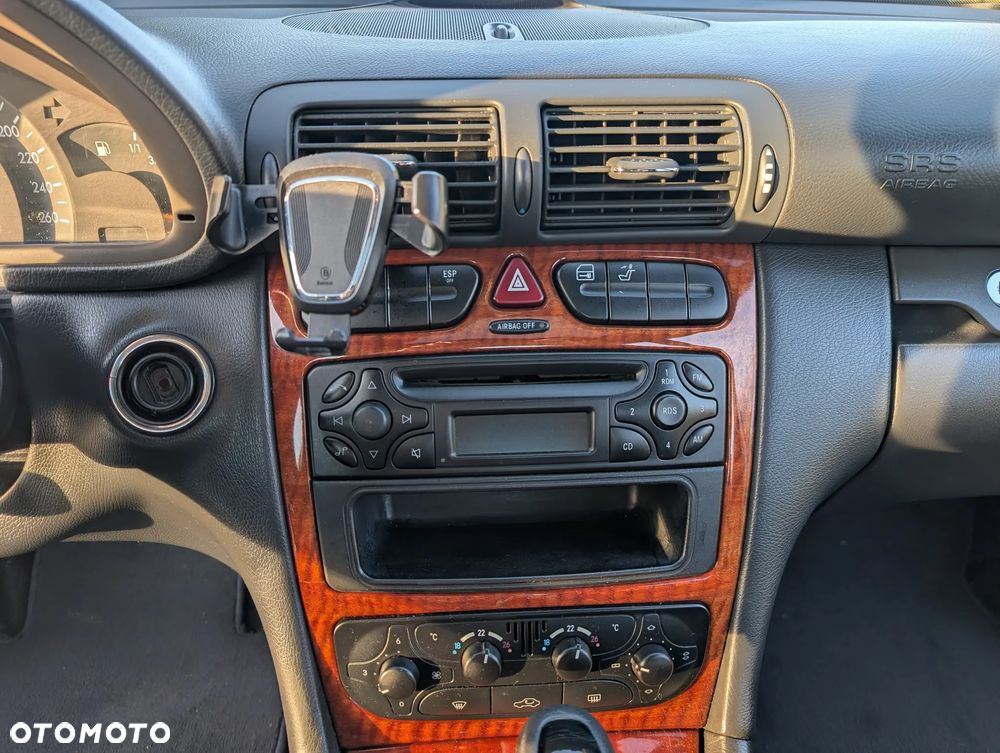 Mercedes-Benz Klasa C - 16