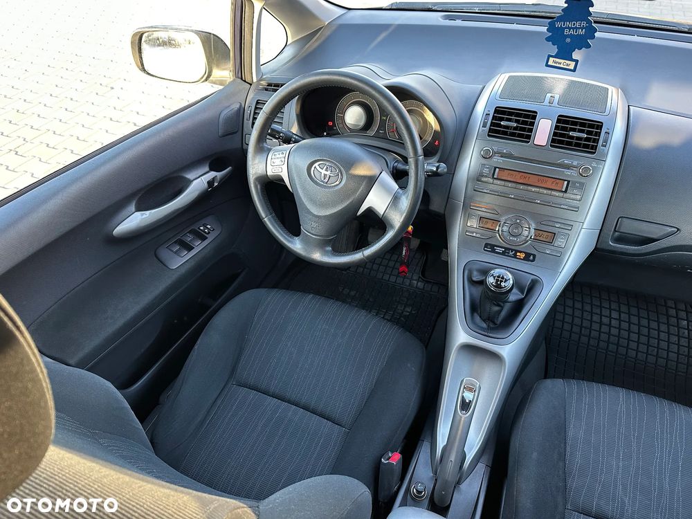 Toyota Auris 1.4 VVT-i Sol - 20