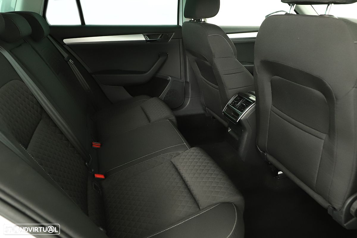 Skoda Superb Break 2.0 TDI Ambition - 21