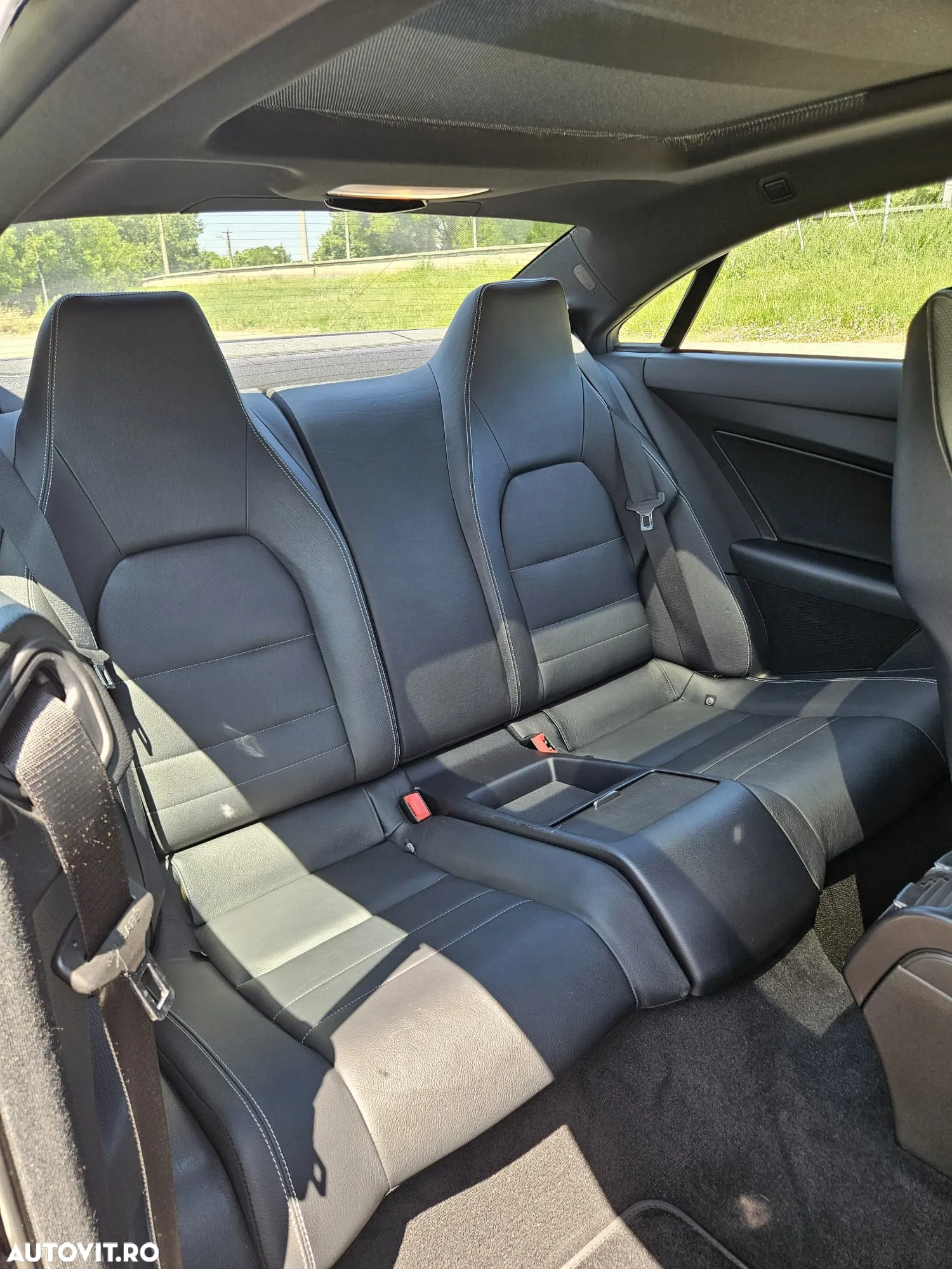 Mercedes-Benz E 350 CDI DPF Coupe BlueEFFICIENCY 7G-TRONIC Avantgarde - 9