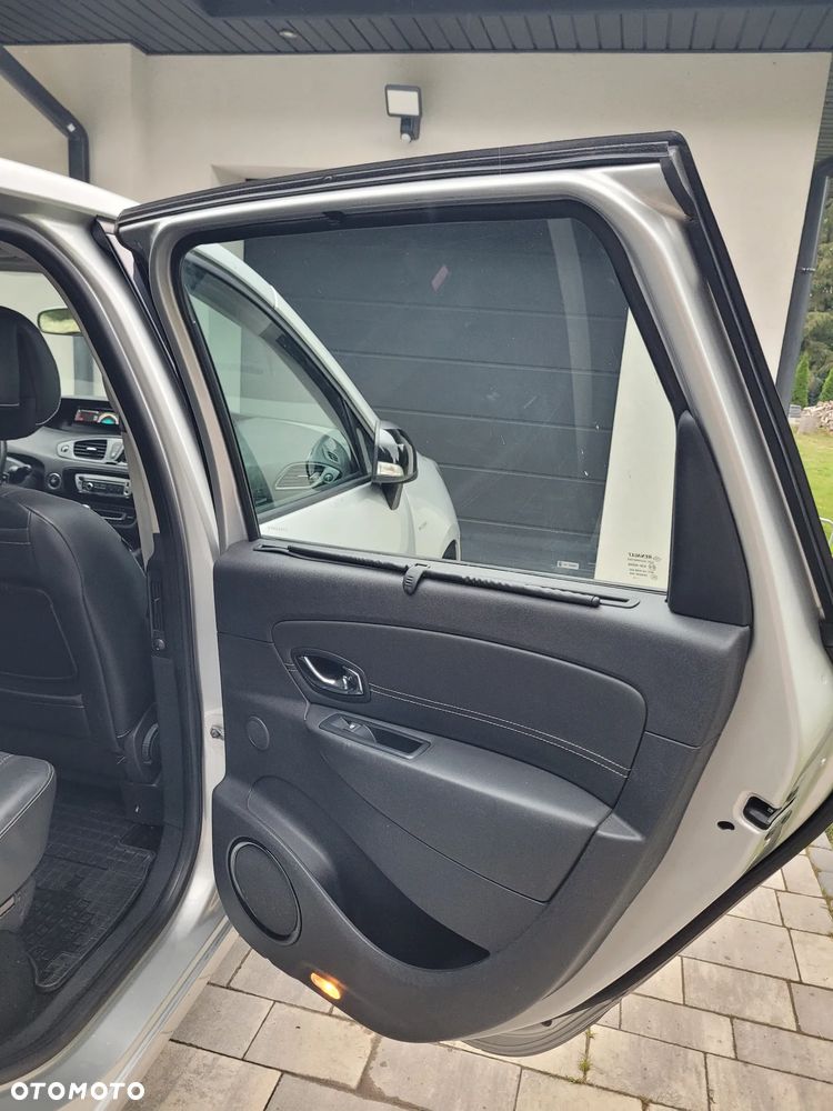 Renault Scenic dCi 110 FAP EDC Bose Edition - 18