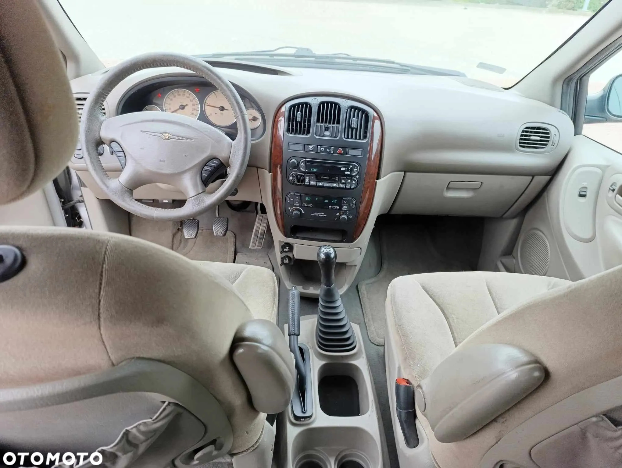 Chrysler Voyager - 8