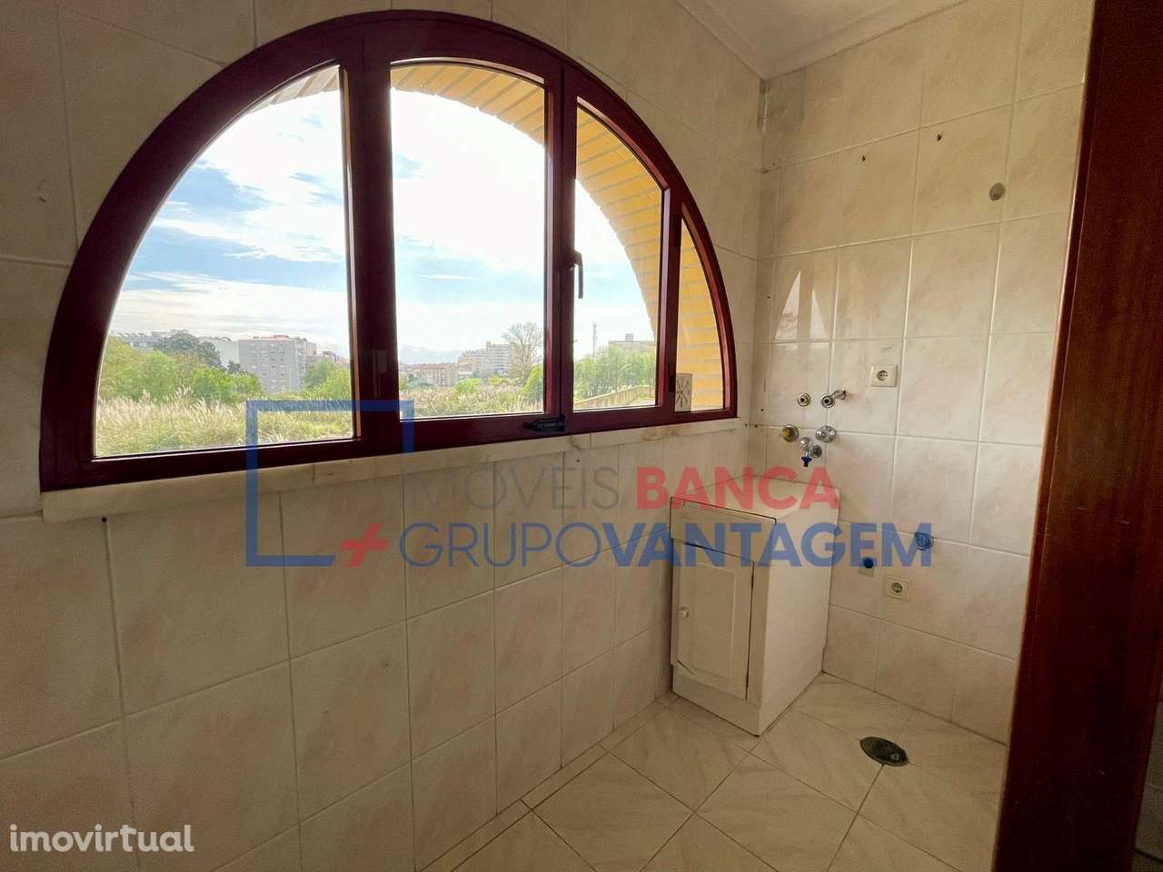 Apartamento T1 Rua Infante D. Henrique - Grande imagem: 5/24
