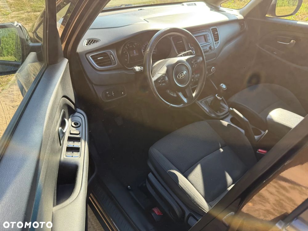 Kia Carens 1.6 GDI Business Line EU6 - 11
