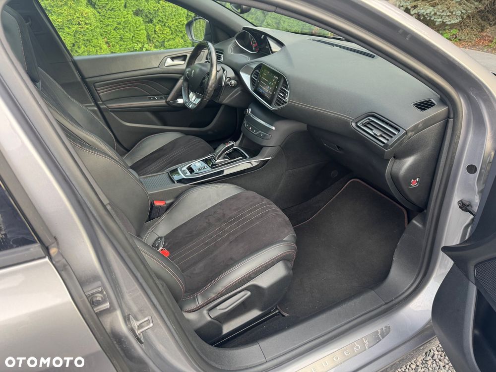 Peugeot 308 1.6 PureTech GPF GT S&S EAT8 - 9