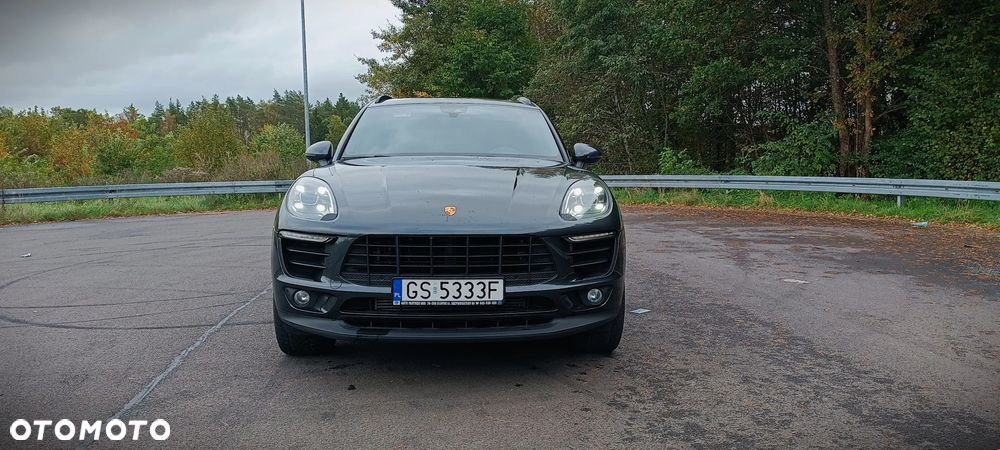 Porsche Macan Standard - 1