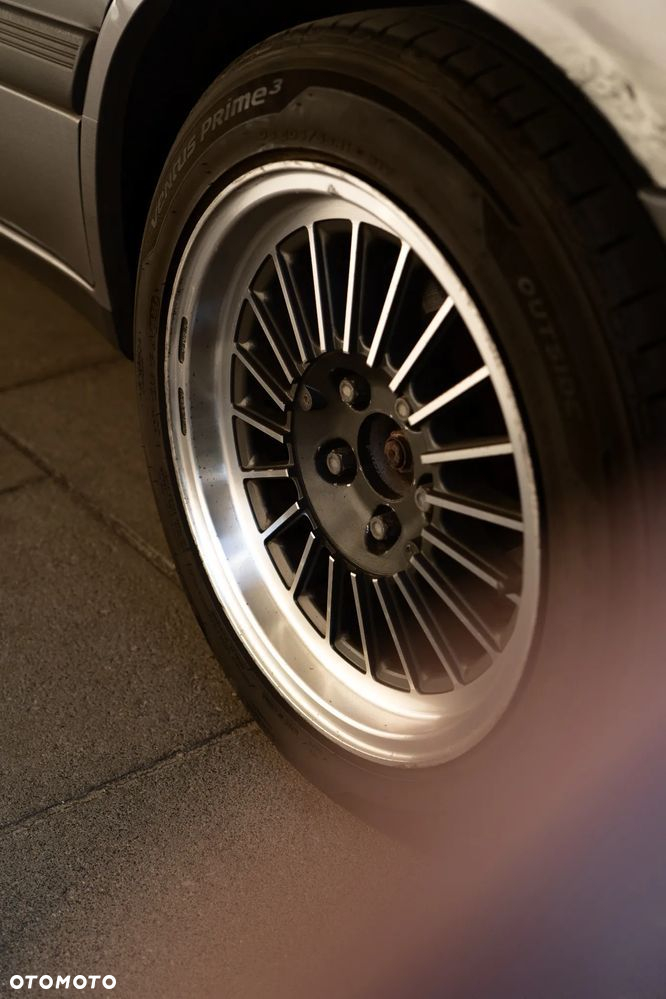 Mazda 929 3.0 GLX SR - 10