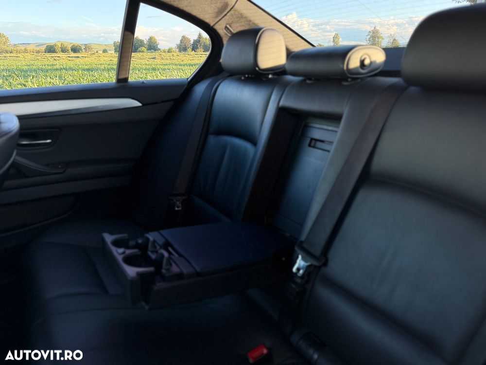 BMW Seria 5 525d Sport-Aut. - 5