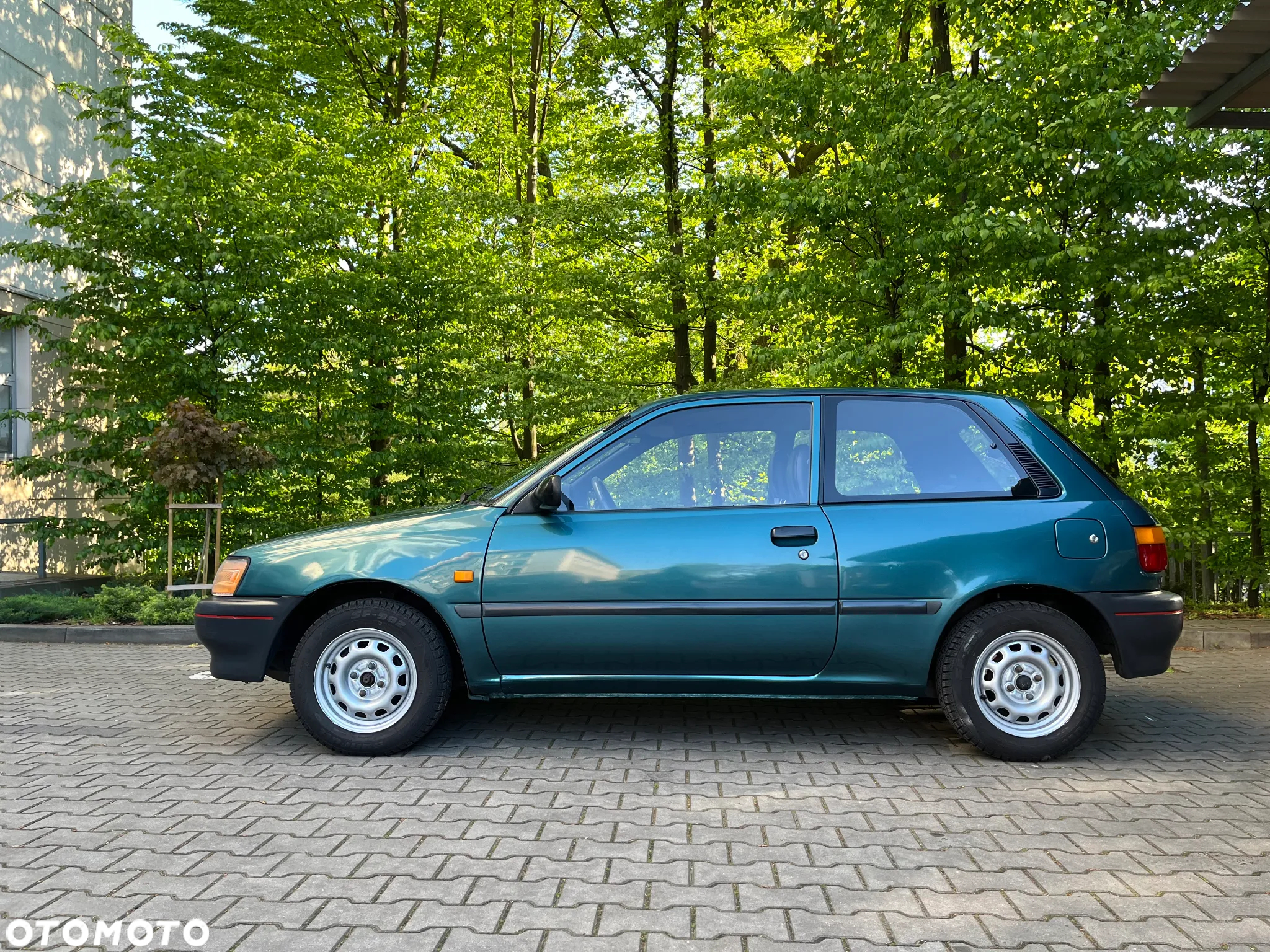 Toyota Starlet - 4