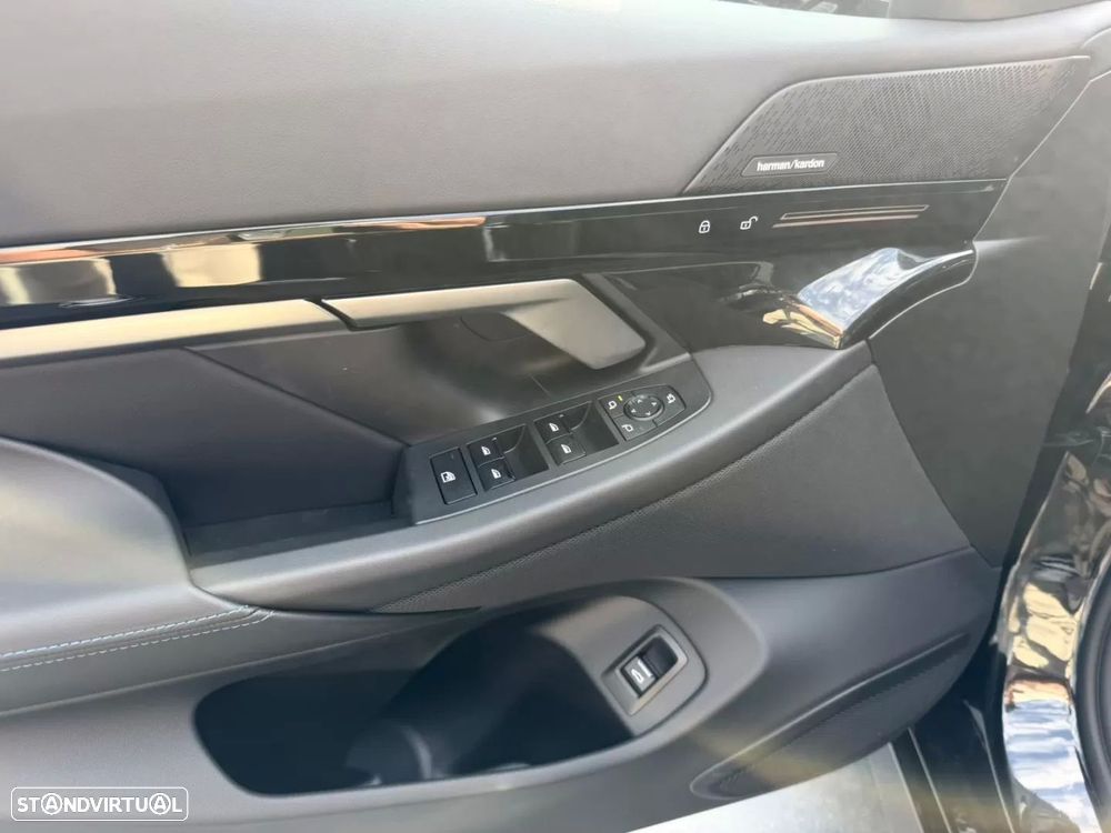 BMW 530 e Pack Desportivo M Pro - 8