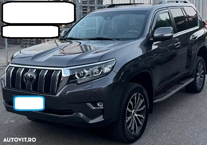 Toyota Land Cruiser - 11