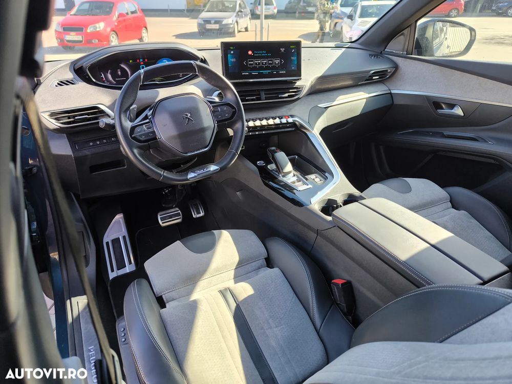 Peugeot 3008 225 e-EAT8 GT Pack - 17