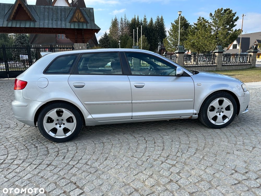 Audi A3 Sportback 2.0 TDI DPF Quattro Ambiente - 7