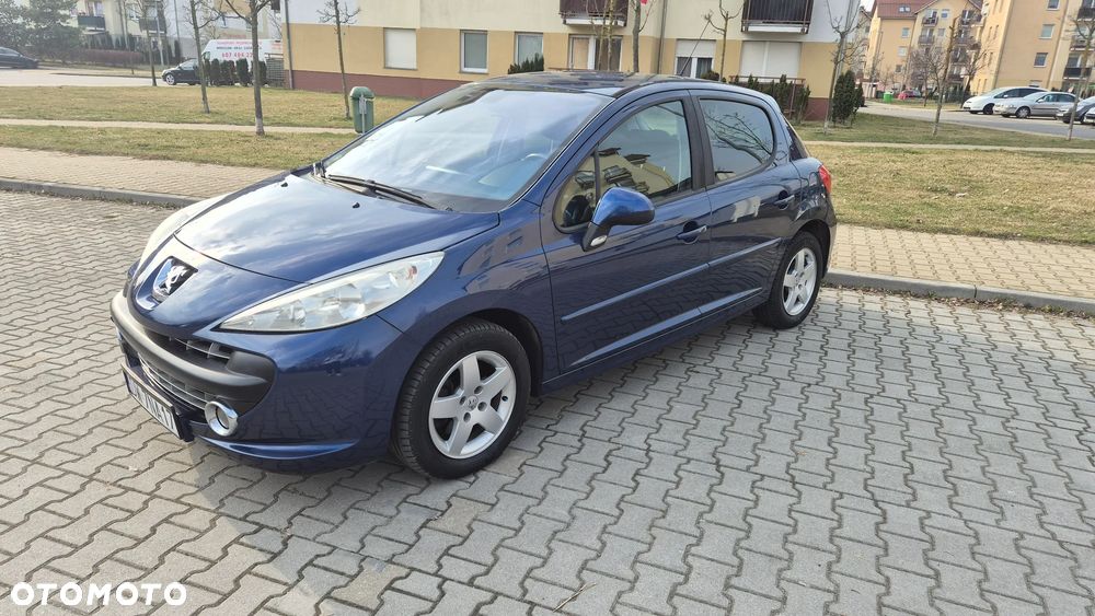Peugeot 207 - 2