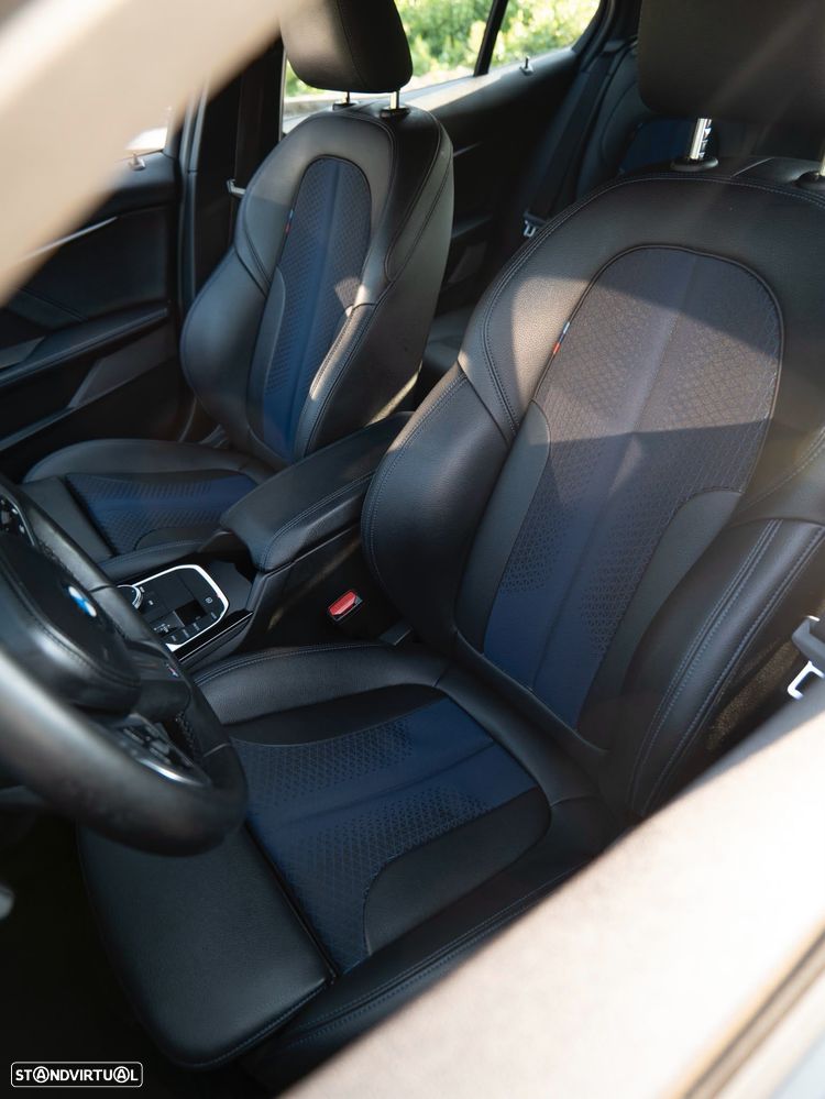 BMW 118 i Pack M Auto - 10