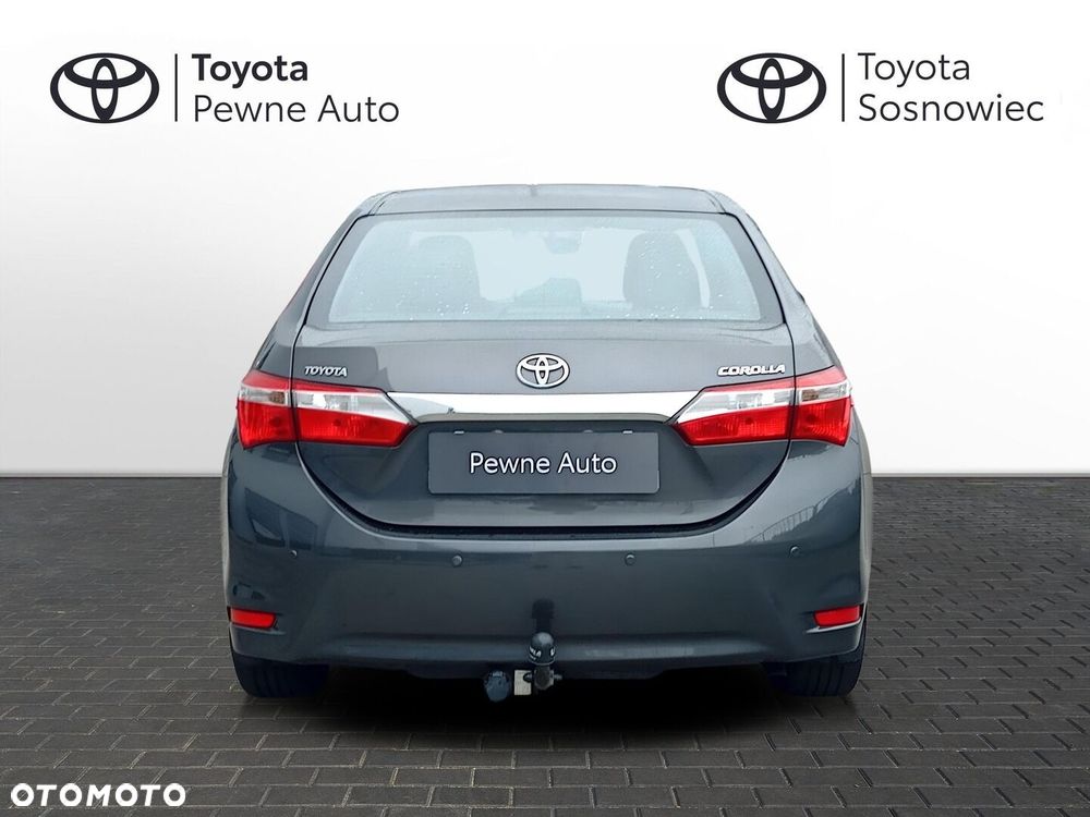 Toyota Corolla - 5