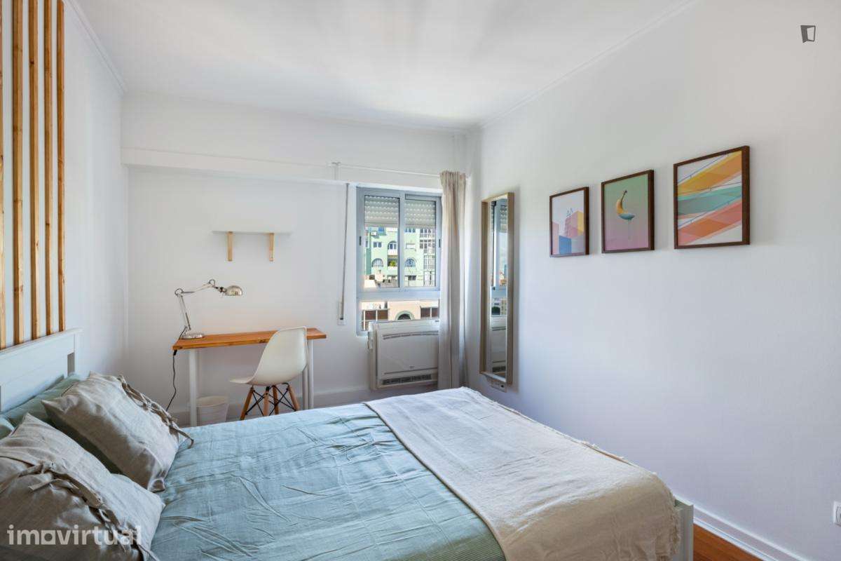 Quarto - localizado em Olaias Lisbon - Grande imagem: 2/14
