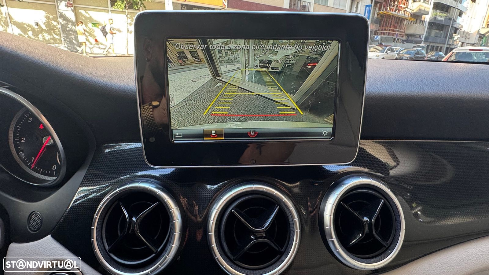 Mercedes-Benz CLA 220 - 8