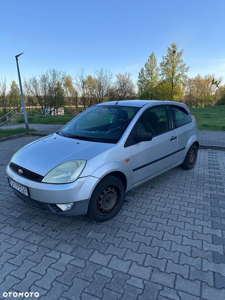Ford Fiesta 1.4 - 7