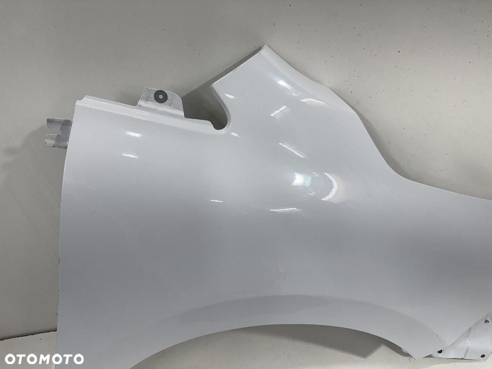Przedni prawy błotnik  Mercedes citan II 420 A4208801400 - 3