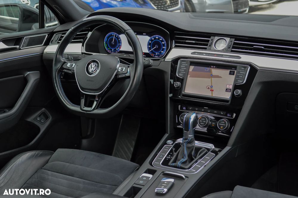 Volkswagen Passat 1.4 TSI DSG GTE - 5