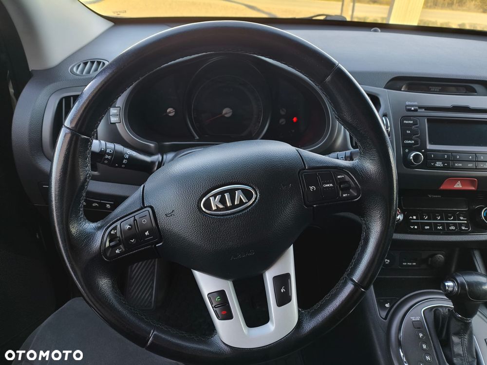 Kia Sportage 2.0 CRDI 4WD Automatik Spirit - 21