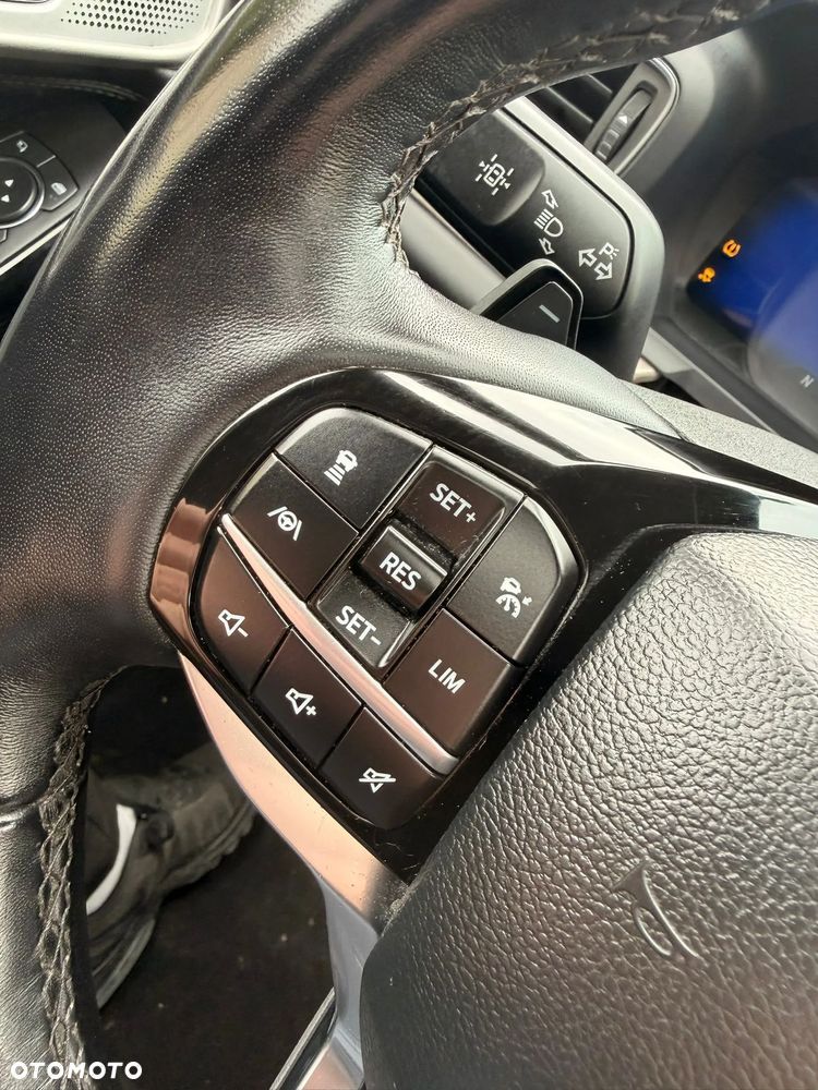 Ford Explorer EcoBoost Plug-in Hybrid PLATINUM - 37