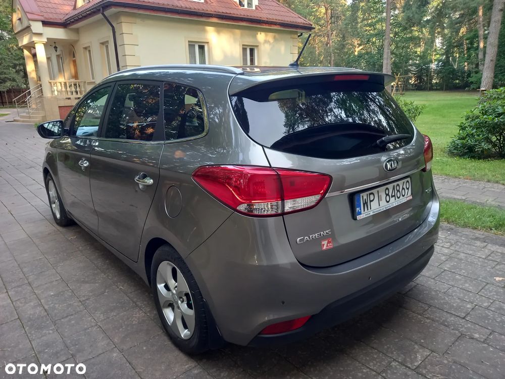 Kia Carens 1.7 CRDi L - 5