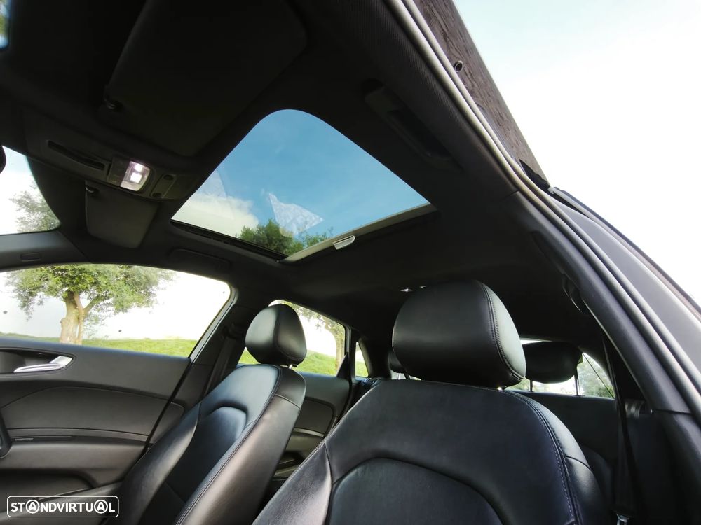 Audi A1 Sportback 1.6 TDI S-line - 11