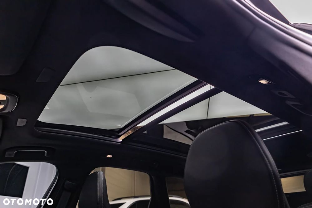 Volvo XC 60 T8 Plug-In Hybrid AWD R-Design - 27