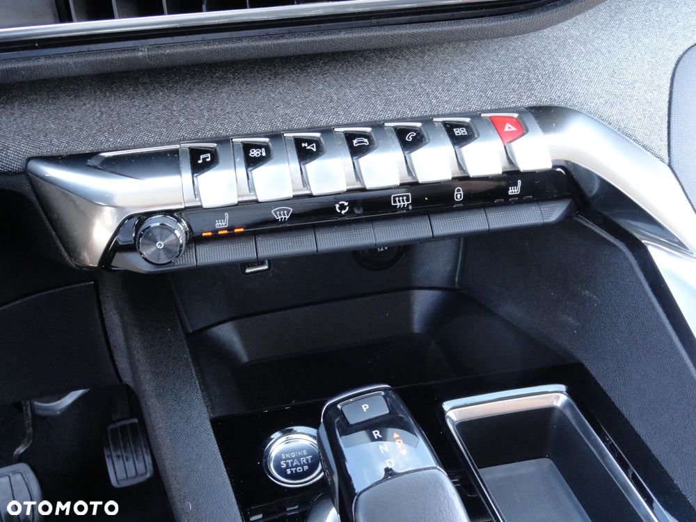 Peugeot 3008 BlueHDi 130 Stop & Start EAT8 Allure - 16