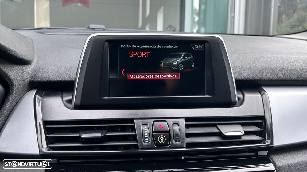 BMW 216 Active Tourer d Line Sport Auto - 24