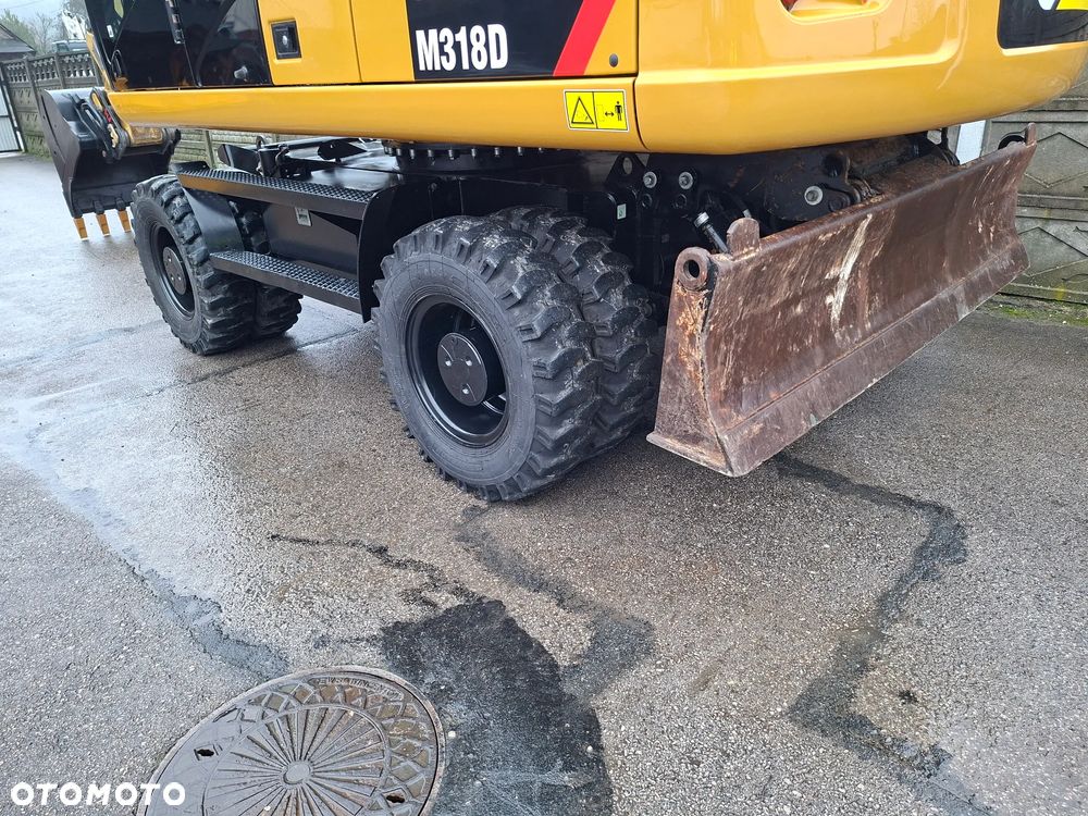Caterpillar CAT M 318 D - 26