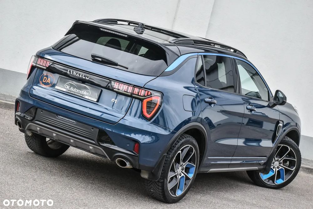 Lynk & Co 01 - 8