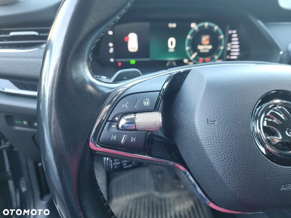 Skoda Octavia 2.0 TDI Style DSG - 39