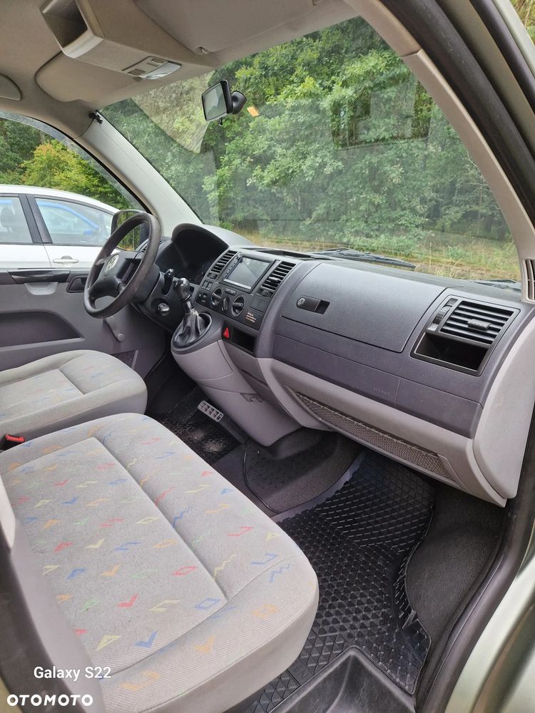 Volkswagen Transporter - 9