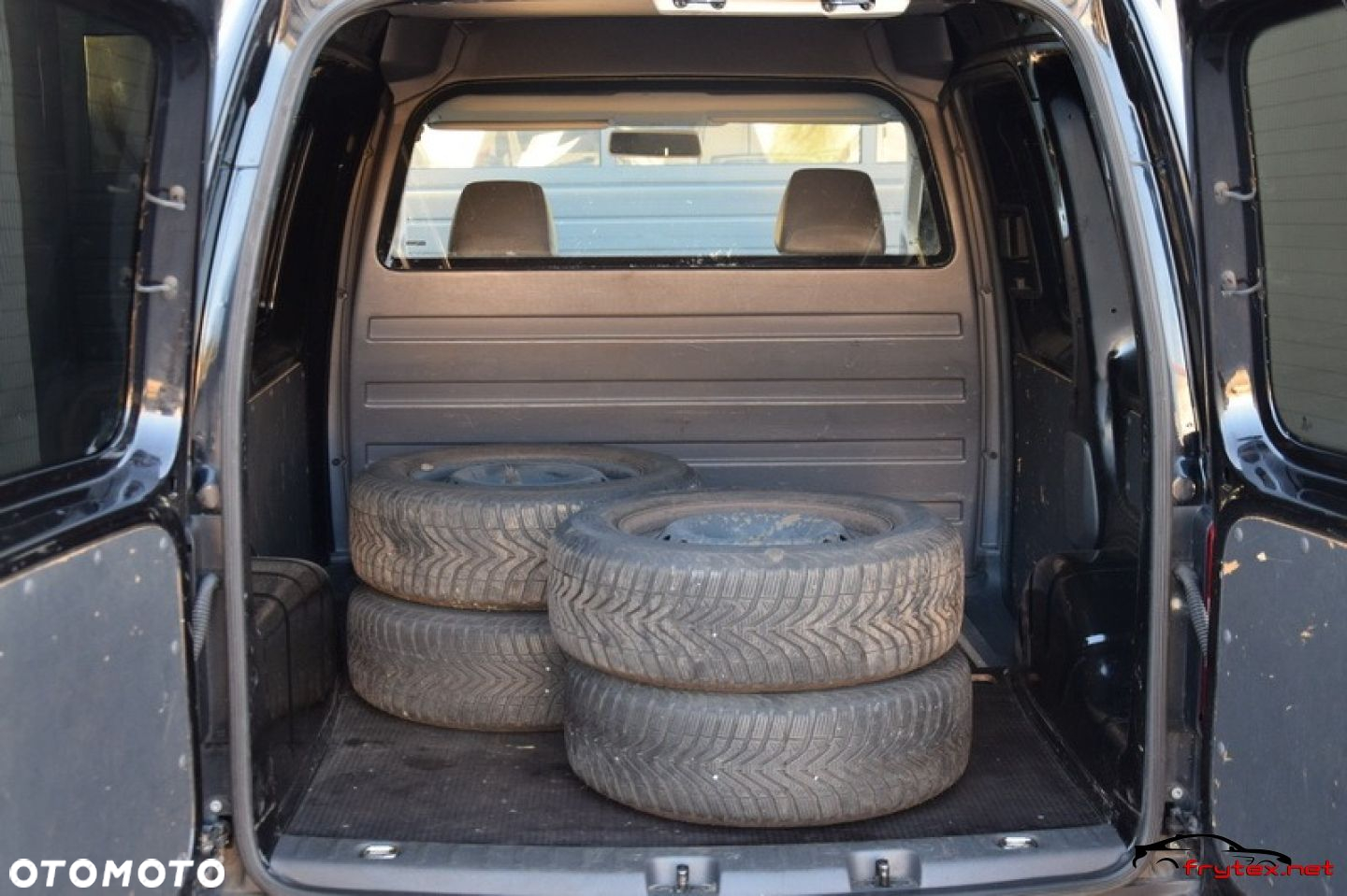 Volkswagen Caddy - 17