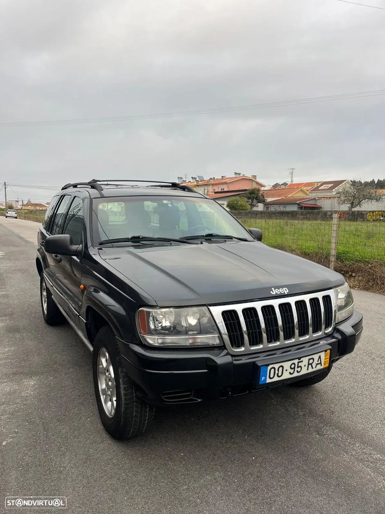 Jeep Grand Cherokee 3.1 TD Laredo - 1