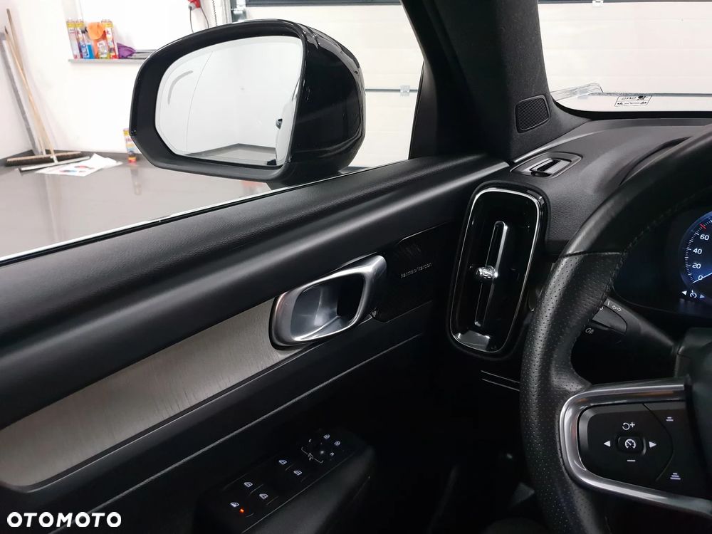 Volvo XC 40 D3 SCR Inscription - 21