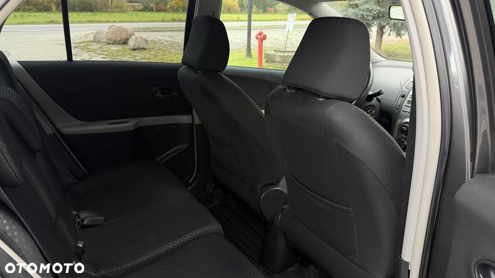 Toyota Yaris 1.33 VVT-i Life - 38