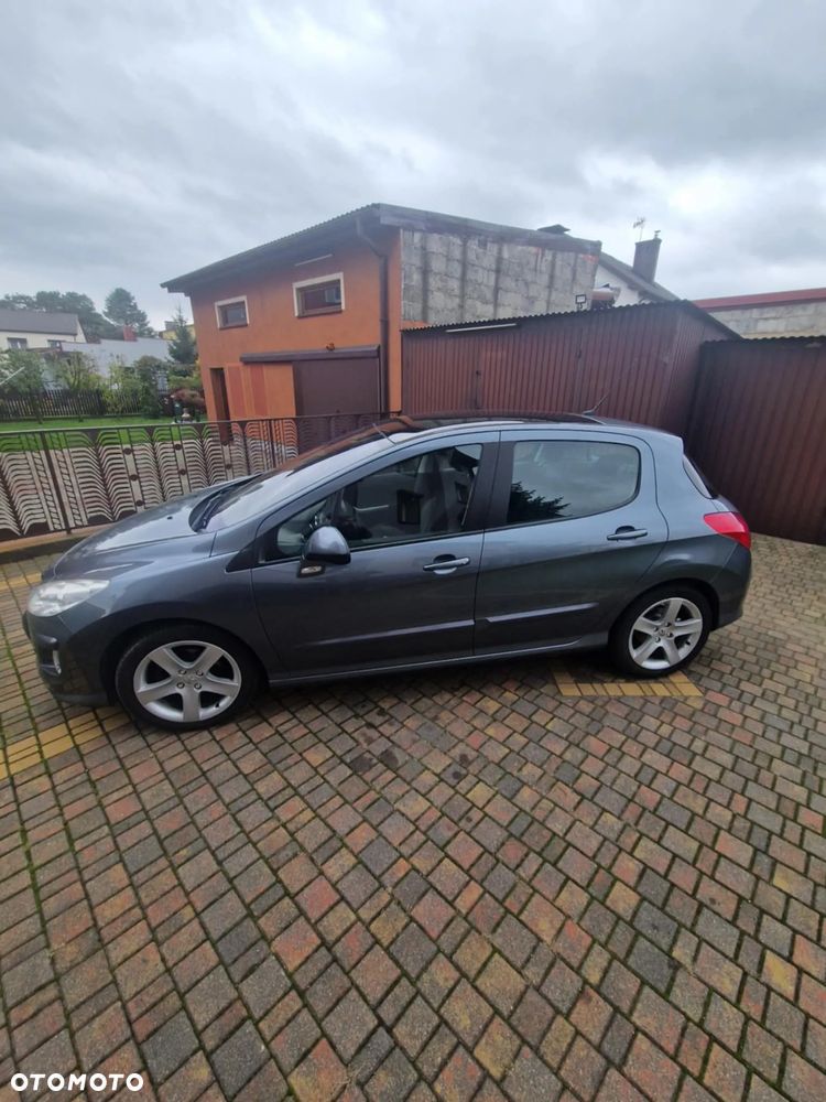 Peugeot 308 1.6 Premium Plus - 4