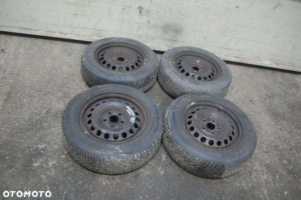 FELGI STALOWE + OPONY ZIMOWE 1K0601027C 5X112 ET47 6J VW GOLF V TOURAN 195/65R15 - 15