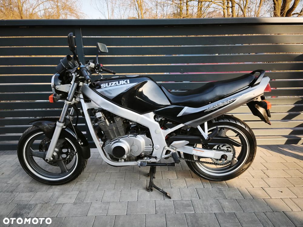 Suzuki GS - 22
