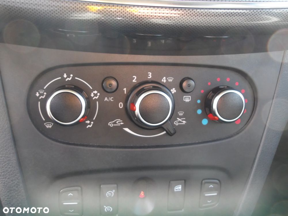 Dacia Sandero SCe 75 Essentiel - 30