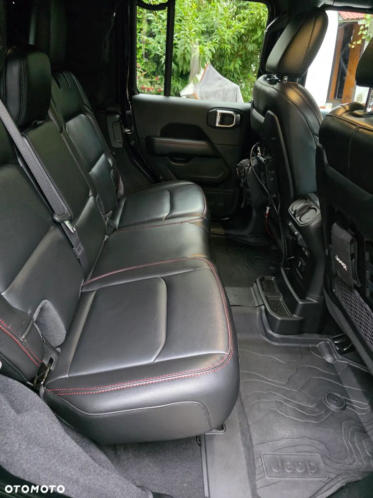 Jeep Wrangler Unlimited 3.6 Automatik Black Edition - 17