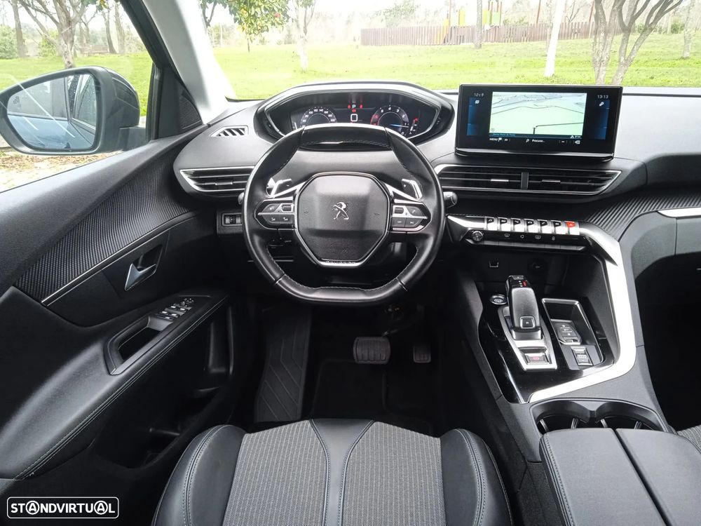 Peugeot 3008 1.2 PureTech Allure EAT8 - 17