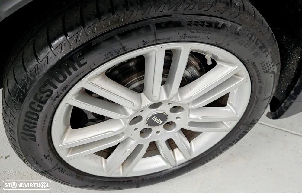 MINI Countryman Cooper SE ALL4 Auto - 5