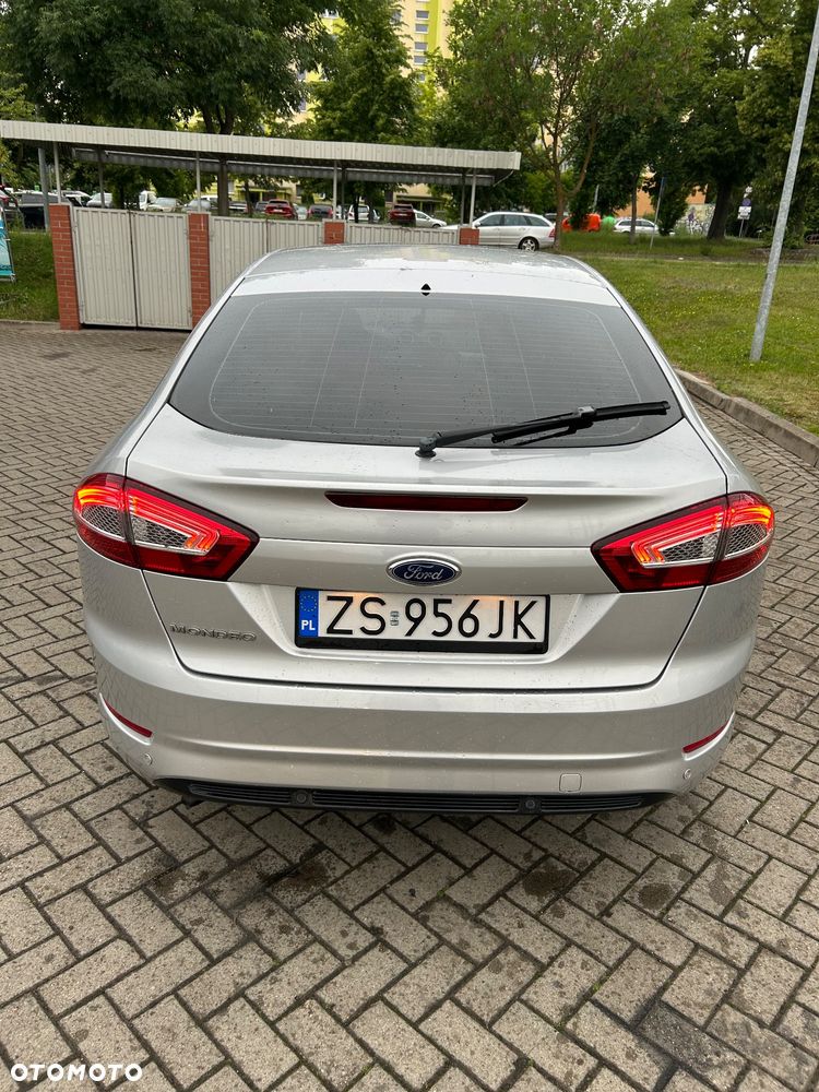 Ford Mondeo 1.6 T Ghia - 4